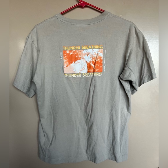 Uniqlo x Demon Slayer Collab Chuntaro Tee - Picture 2 of 10